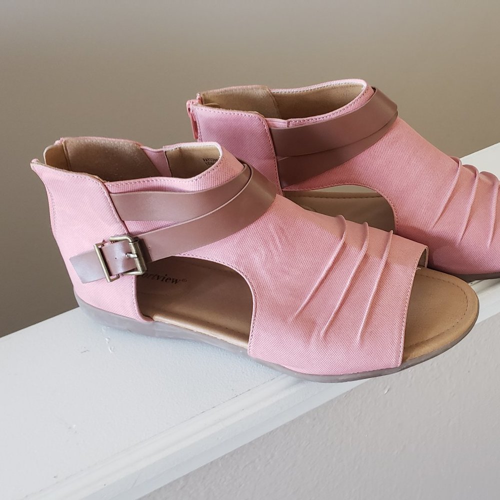 Comfort View Womens Wide pink Sandals Shoes Flats size 10 WW